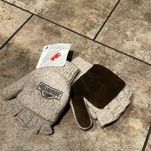 Johnsonville 3M Thinsulate NWT Gloves size medium